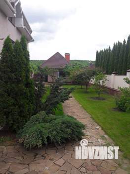 Дом 250м&sup2;, 2-этажный, участок 15 сот.  