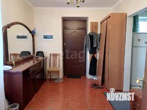 Дом 105м², 3-этажный, участок 10 сот.  