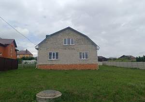Дом 306м², 2-этажный, участок 15 сот.  