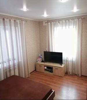 Дом 85м², 2-этажный, участок 12 сот.  