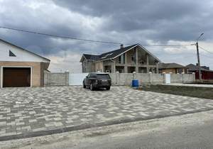 Дом 232м&sup2;, 2-этажный, участок 15 сот.  