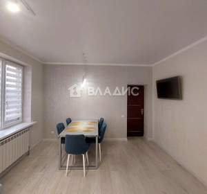 Дом 130м&sup2;, 2-этажный, участок 15 сот.  