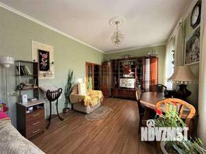 Дом 208м², 2-этажный, участок 15 сот.  