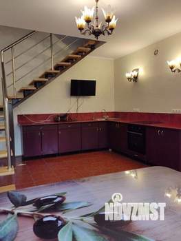 Дом 105м&sup2;, 2-этажный, участок 10 сот.  