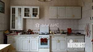 Дом 204м², 2-этажный, участок 15 сот.  