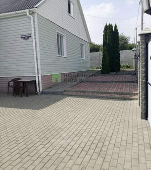 Дом 180м&sup2;, 2-этажный, участок 15 сот.  