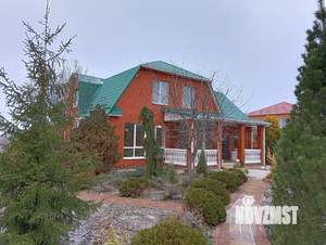 Дом 280м², 2-этажный, участок 15 сот.  