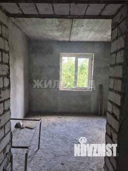 Дом 199м², 2-этажный, участок 14 сот.  