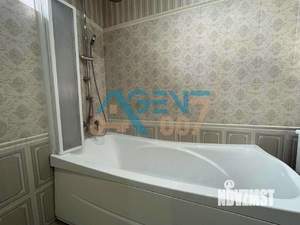 Дом 180м&sup2;, 1-этажный, участок 15 сот.  