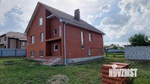 Дом 220м², 2-этажный, участок 15 сот.  