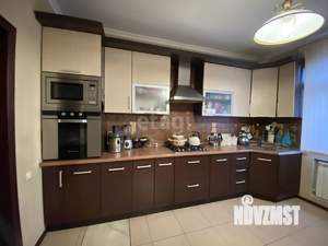 Дом 183м², 2-этажный, участок 14 сот.  