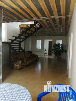 Коттедж 221м², 2-этажный, участок 15 сот.  