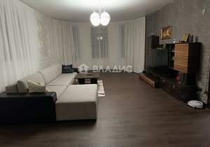 Дом 248м&sup2;, 2-этажный, участок 15 сот.  