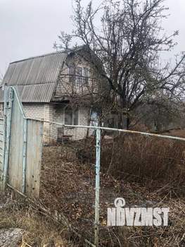 Дом 30м², 2-этажный, участок 5 сот.  