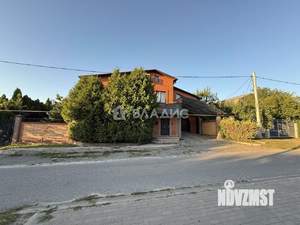 Дом 220м², 2-этажный, участок 15 сот.  
