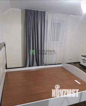 Дом 180м&sup2;, 2-этажный, участок 15 сот.  