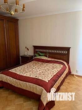 Коттедж 232м&sup2;, 2-этажный, участок 15 сот.  