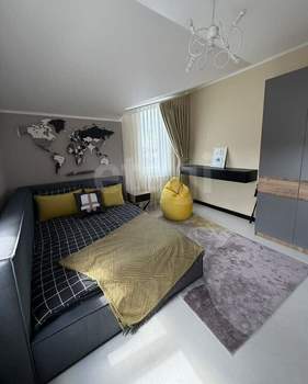 Дом 200м&sup2;, 3-этажный, участок 15 сот.  