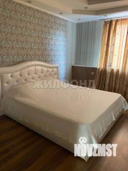 Дом 183м&sup2;, 2-этажный, участок 15 сот.  