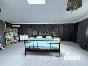 Дом 220м², 2-этажный, участок 15 сот.  