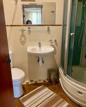 Дом 184м², 2-этажный, участок 15 сот.  