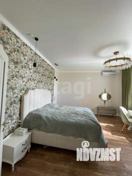 Дом 260м², 2-этажный, участок 15 сот.  