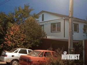 Дом 200м&sup2;, 2-этажный, участок 16 сот.  