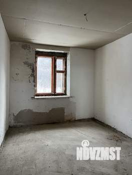 Дом 159м&sup2;, 3-этажный, участок 5 сот.  