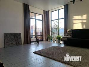 Дом 175м², 2-этажный, участок 15 сот.  