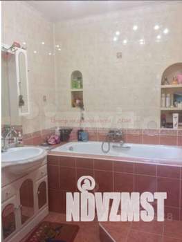 Коттедж 400м², 3-этажный, участок 12 сот.  