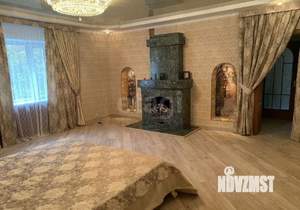 Дом 490м&sup2;, 3-этажный, участок 50 сот.  