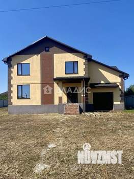 Дом 209м&sup2;, 2-этажный, участок 15 сот.  