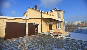 Дом 248м&sup2;, 2-этажный, участок 15 сот.  