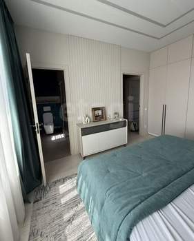 Дом 200м&sup2;, 3-этажный, участок 15 сот.  