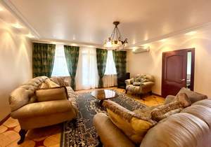 Дом 420м², 3-этажный, участок 12 сот.  