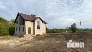 Дом 225м², 3-этажный, участок 18 сот.  