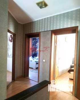 Дом 140м², 2-этажный, участок 8 сот.  