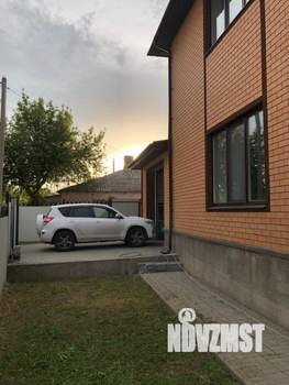 Коттедж 217м&sup2;, 2-этажный, участок 900 сот.  