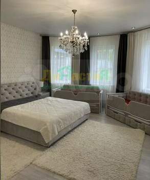 Дом 150м², 2-этажный, участок 15 сот.  