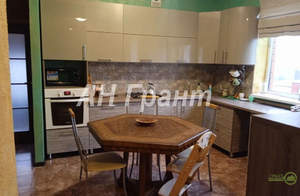 Дом 110м&sup2;, 2-этажный, участок 15 сот.  