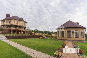 Коттедж 444м², 2-этажный, участок 30 сот.  