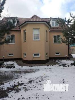 Дом 258м&sup2;, 2-этажный, участок 15 сот.  