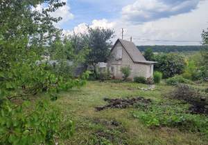 Дом 20м&sup2;, 2-этажный, участок 5 сот.  