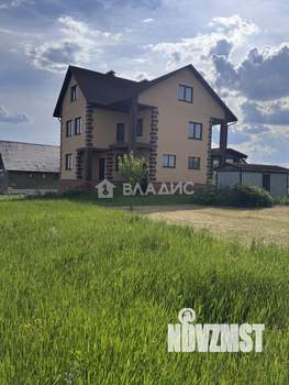 Дом 142м², 2-этажный, участок 15 сот.  