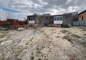 Дом 240м&sup2;, 1-этажный, участок 15 сот.  