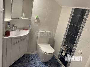 Дом 490м&sup2;, 3-этажный, участок 50 сот.  