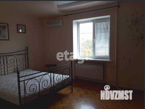 Дом 250м², 2-этажный, участок 9 сот.  