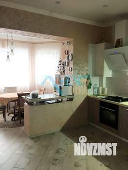 Коттедж 228м&sup2;, 2-этажный, участок 15 сот.  