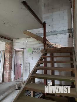 Дом 223м&sup2;, 2-этажный, участок 15 сот.  