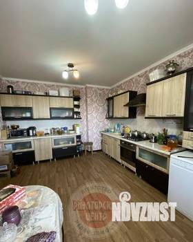 Дом 212м&sup2;, 2-этажный, участок 15 сот.  